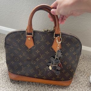 Louis Vuitton Alma
